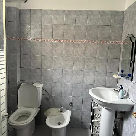 Vila10 *